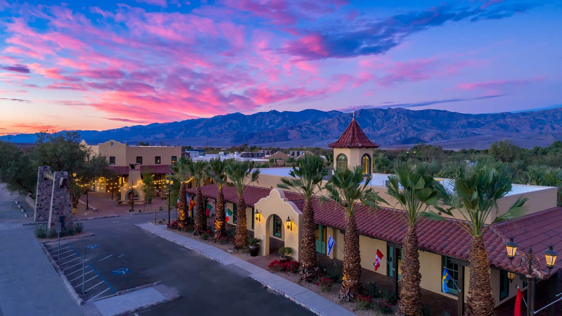 Oasis at the Death Valley - Furnace Creek Oasis
