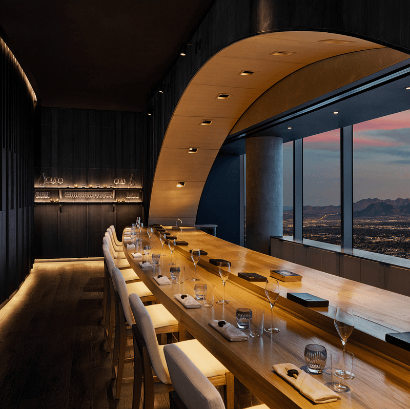 Experience the ultimate luxury dining at Fontainebleau Las Vegas. best restaurants on the Las Vegas Strip